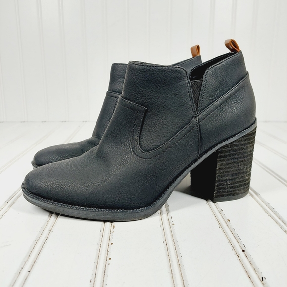 Dr. Scholl's Shoes Dr Scholls Lanie Leather Block Heel Slip On